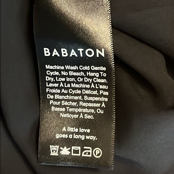 Aritzia Babaton accordion elasticized black top sz M - Picture 7 of 9